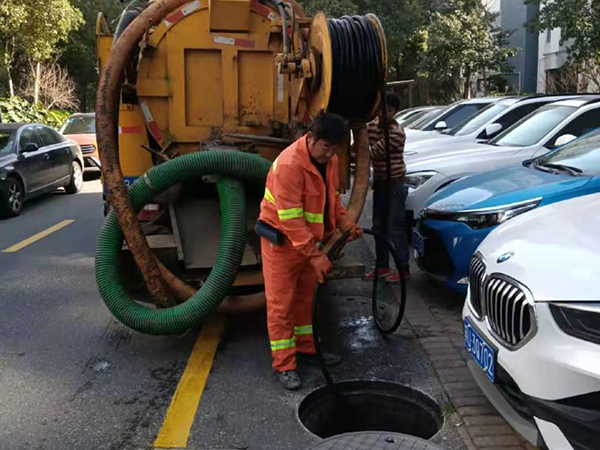 江夏排污管道清淤